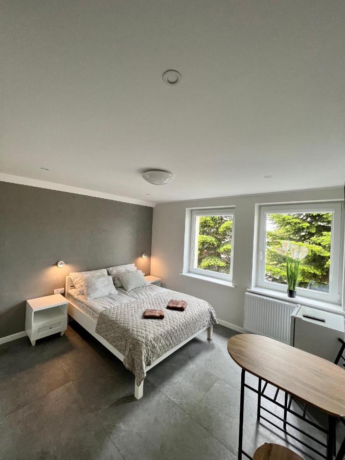 Apartamenty Ostoja Леба Екстериор снимка