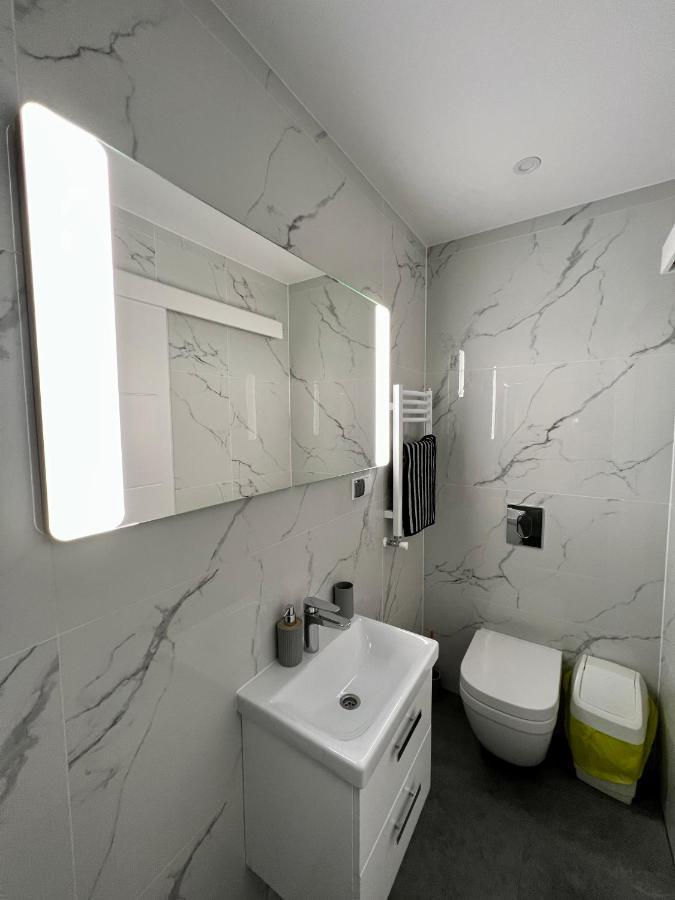 Apartamenty Ostoja Леба Екстериор снимка
