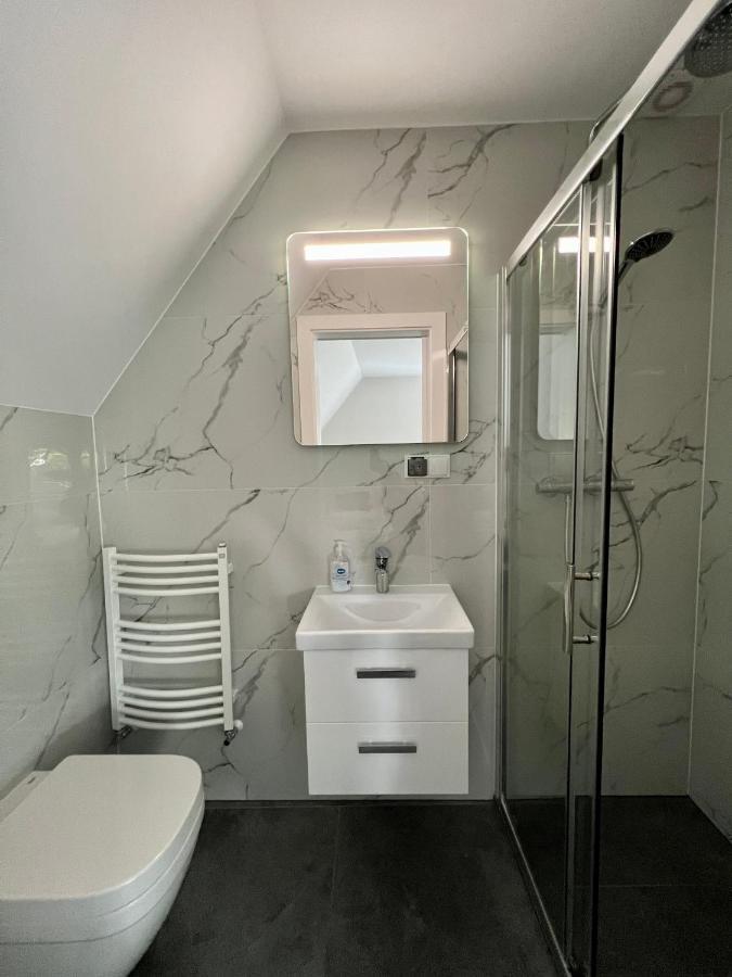 Apartamenty Ostoja Леба Екстериор снимка